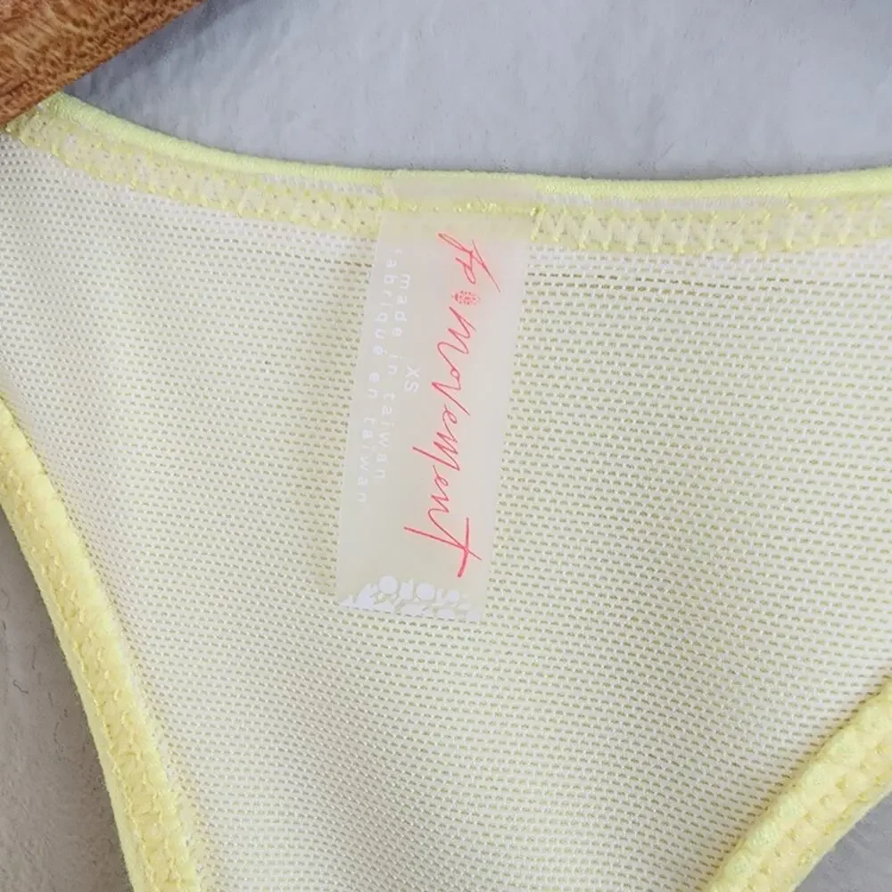 FP Movement Ashford Light Synergy Crop Top Lemon Verbena Yellow XS NEW - Picture 6 of 9